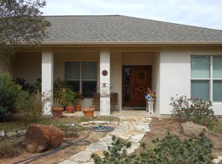 90 Sentry Rd, Victoria, TX 77905