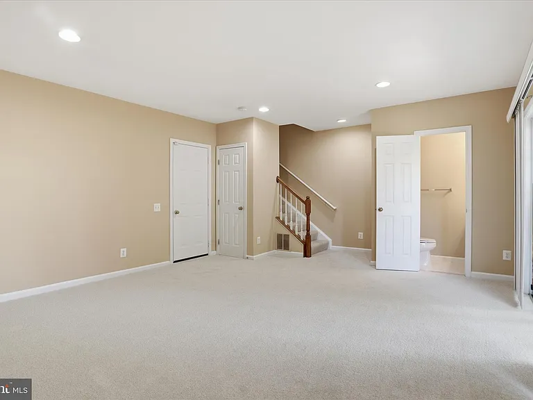 12872 Fair Valley Ct — Photo 18