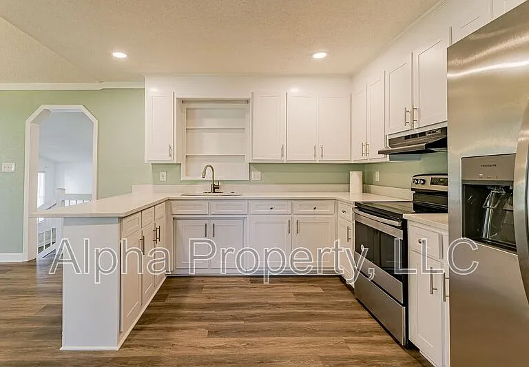 206 E Arlington Ave — Photo 7