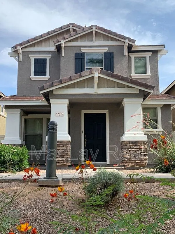 3 bed, 2.5 bath, 1522 sqft, $1,950 — Photo 2