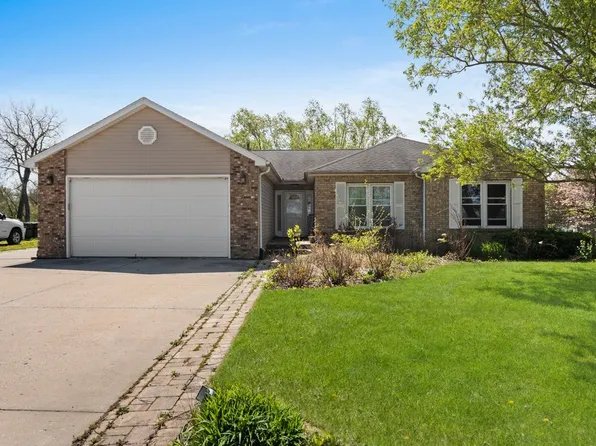 239 W Brian Ln, Braidwood, IL 60408