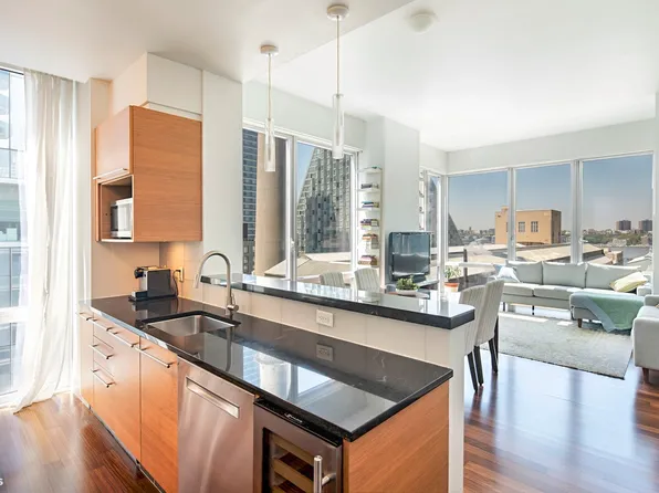 10 West End Avenue image 1 of 15