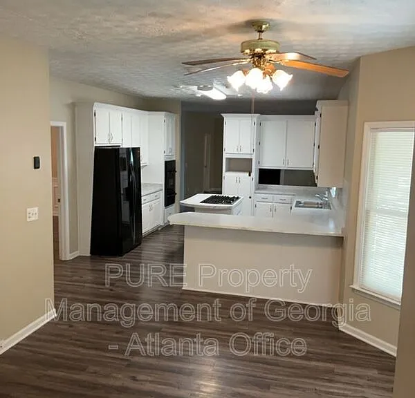 3213 Southridge — Photo 8