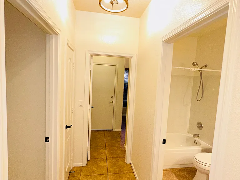 9209 E Pershing Ave — Photo 36