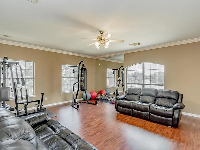 303 N Elder Grove Dr — Photo 23