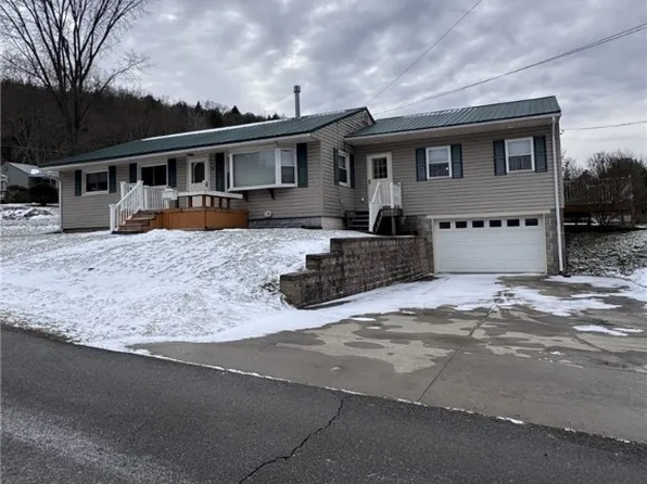 36 S Elm St, Port Allegany, PA 16743