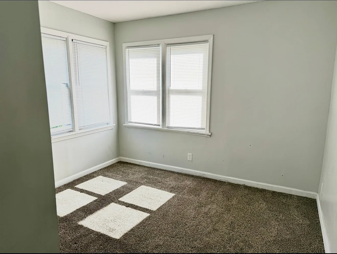 2 bed, 750 sqft, $950 — Photo 4