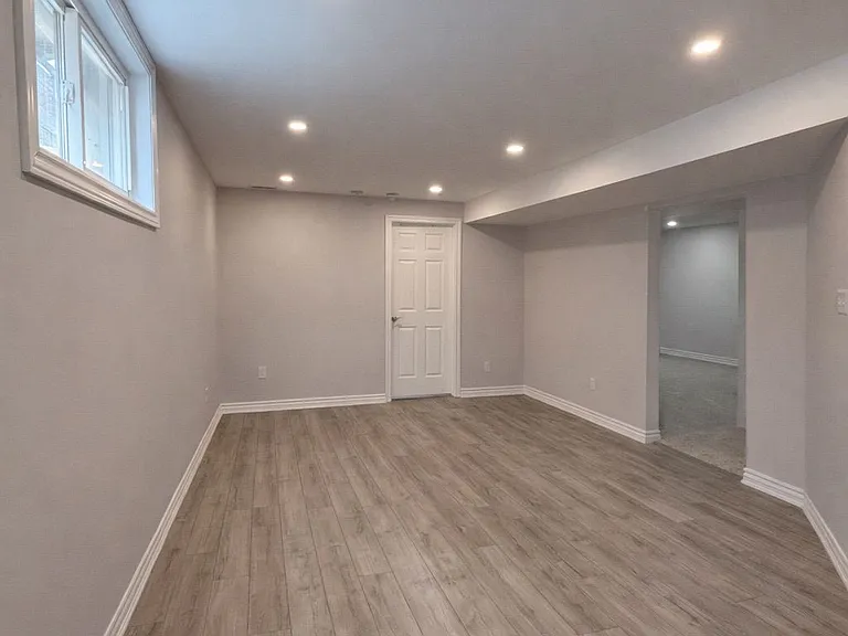 5 McIntosh Cres — Photo 21