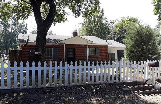 1st image of 234 E Roswell St