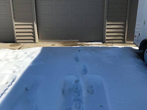 Single car detached garage