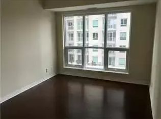 242 Rideau St #501, Ottawa, ON K1N0B7