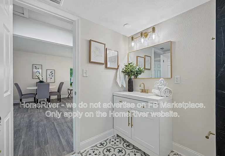 306 Park Blvd — Photo 32