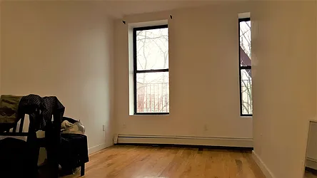 Rented by Rennit Inc.