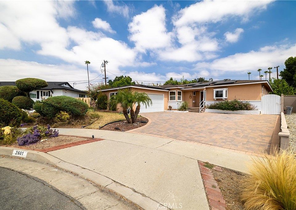 1st image of 2601 Bruce Ln