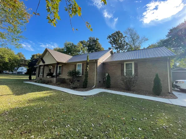 122 Beechwood Dr, Lawrenceburg, TN 38464
