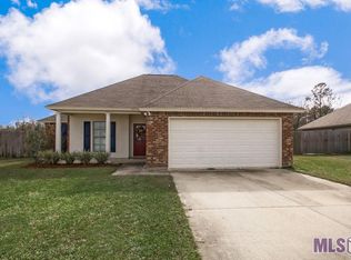 9314 Cypress Lake Dr, Denham Springs, LA 70726