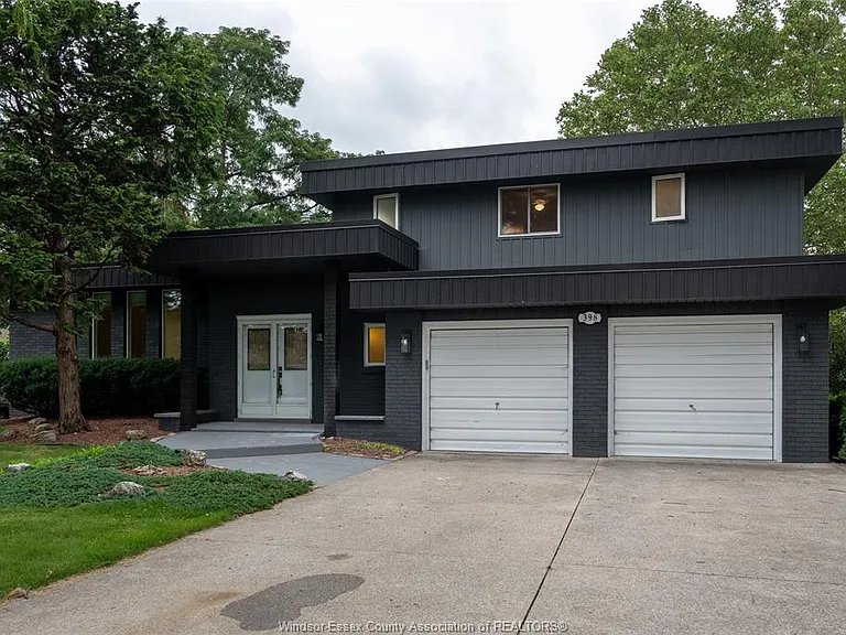 398 Brighton Rd — Photo 2
