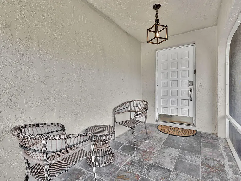 1104 Jackpine St #SEASON FURNISHED R — Photo 35