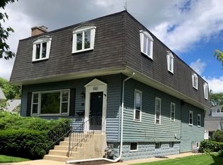 1822 Walnut Ave, Wilmette, IL 60091