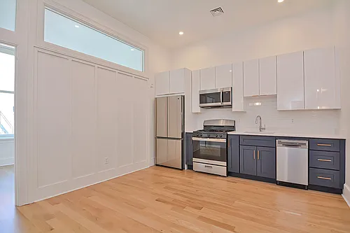 244 Weybosset St Photo 1