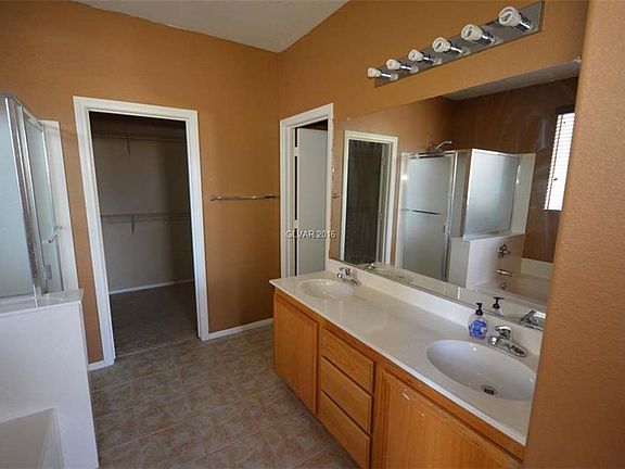 2nd image of 913 Cypress Gold Ct #0