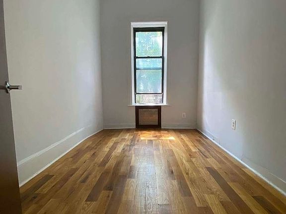4th image of 316 W 139th St #3