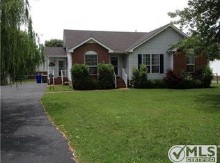 106 Indian Pointe Dr, White House, TN 37188
