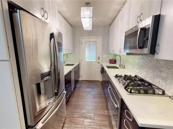 1117 East 31st Street image 11 of 15