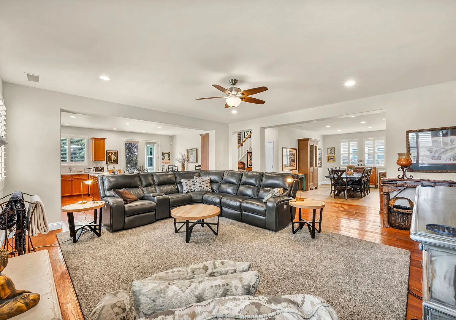 Luxury South Reno Retreat | Fully Furnished + Includes Utilities — Photo 4