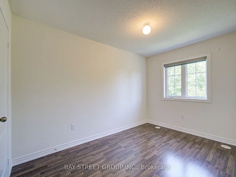 48 Roy Grove Way — Photo 23