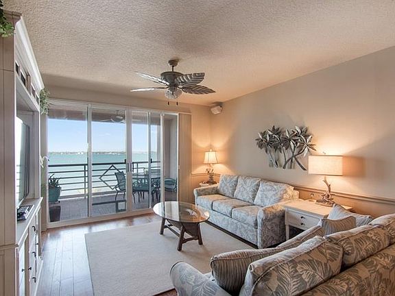 4th image of 4961 Bacopa Ln S Unit 403