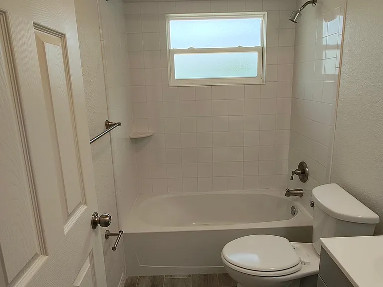 1129 Presque Isle Dr — Photo 20