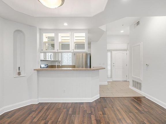 2nd image of 11961 Montana Ave APT 203