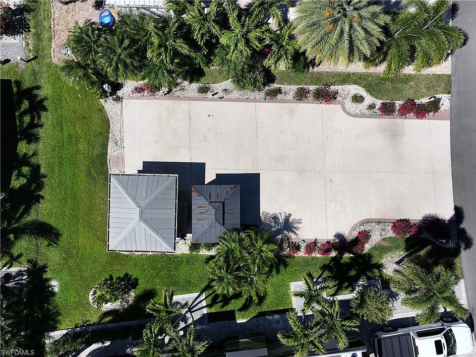 1st image of 10014 Parkwood DR