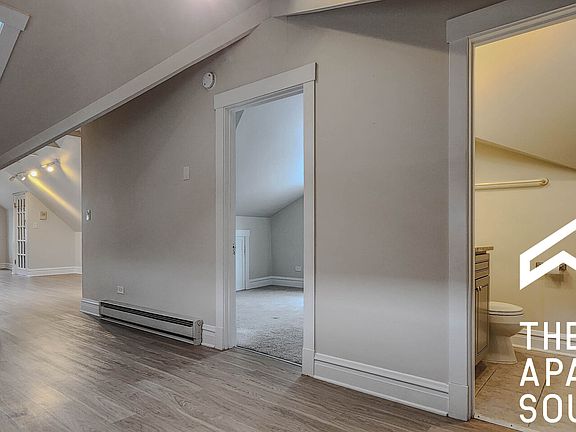 4th image of 949 Sherman Ave APT 3