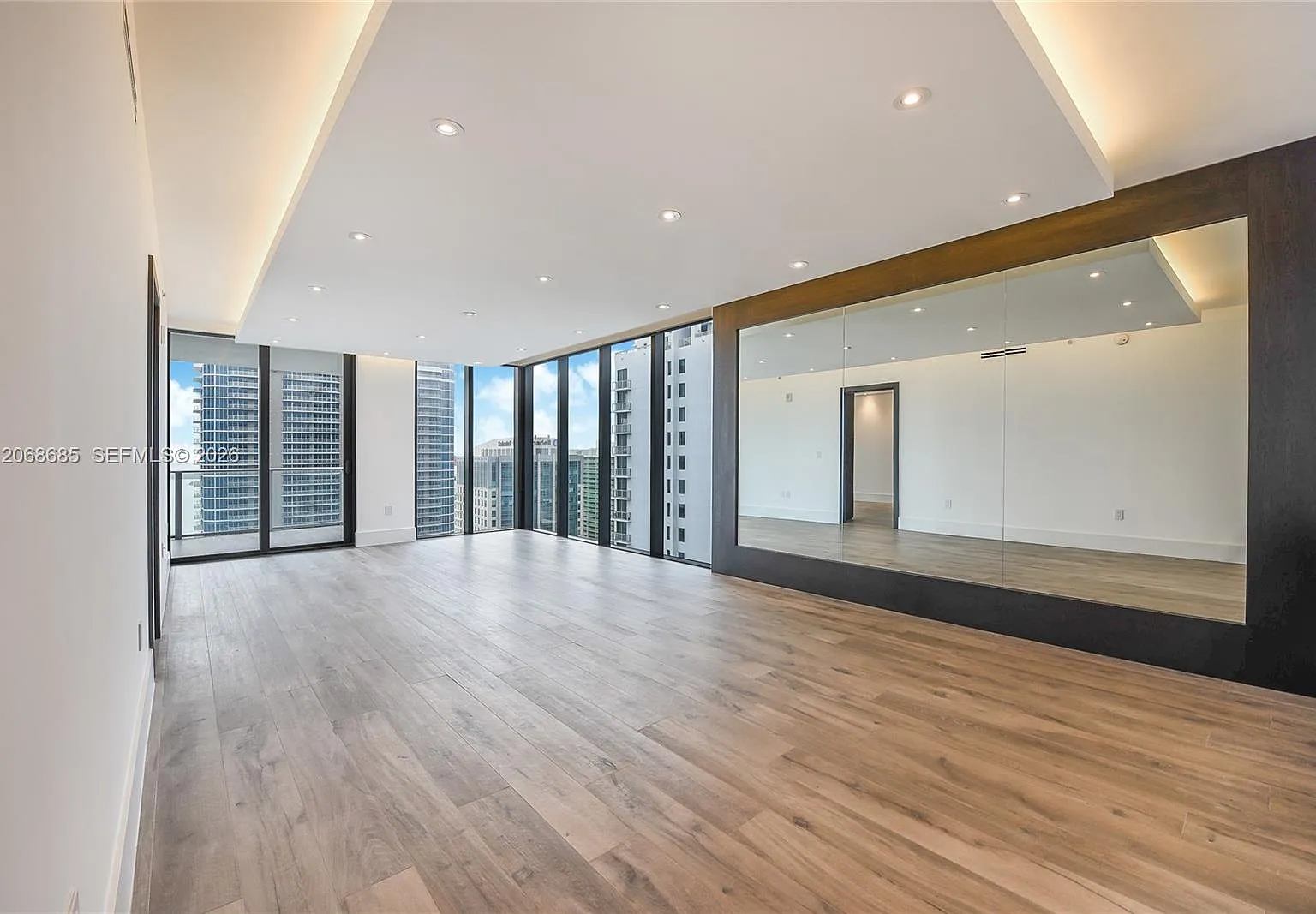 1010 Brickell Condo — Photo 4