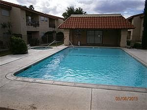 3rd image of 81840 Avenida Del Mar APT B207