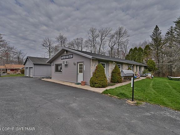 5th image of 113 Ward Ave