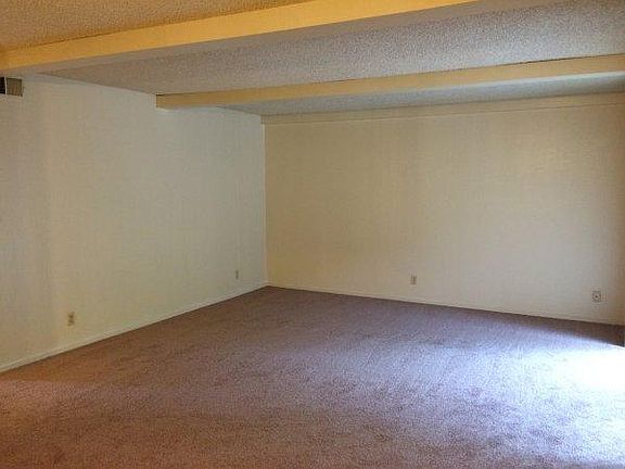 3rd image of 4165 N Glenn Ave APT C