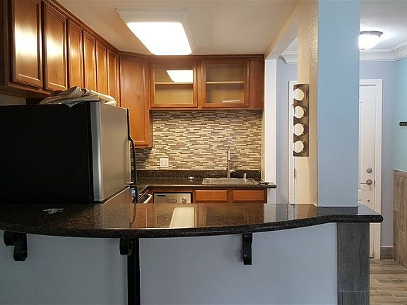 3rd image of 860 Turquoise St Unit 128