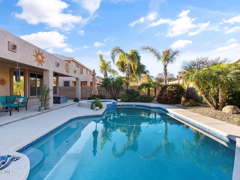 1st image of 14220 W POINSETTIA Drive
