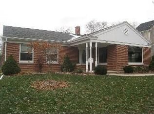 246 Warren Ct, Green Bay, WI 54301