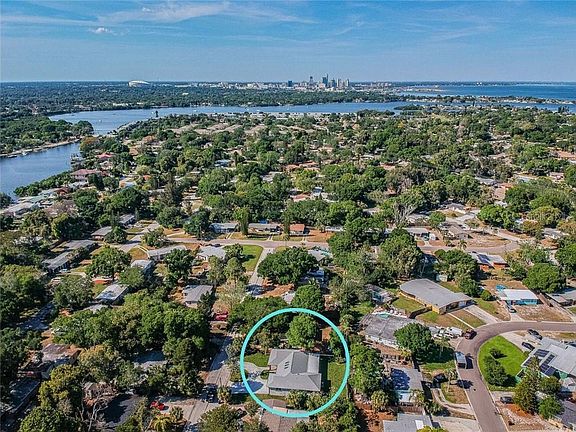 3rd image of 4420 Porpoise Dr SE