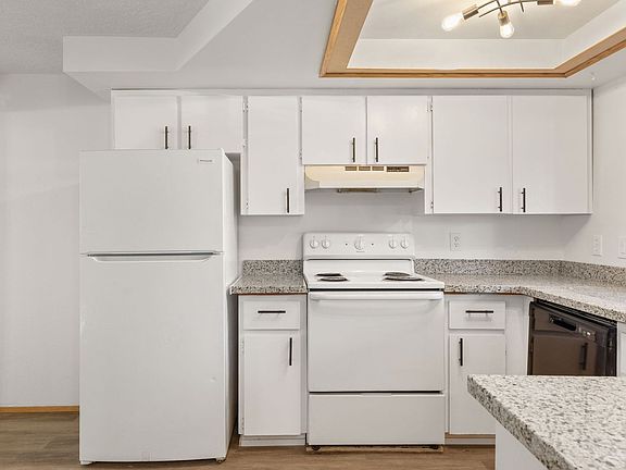 3rd image of 3605 NE 49th St #3