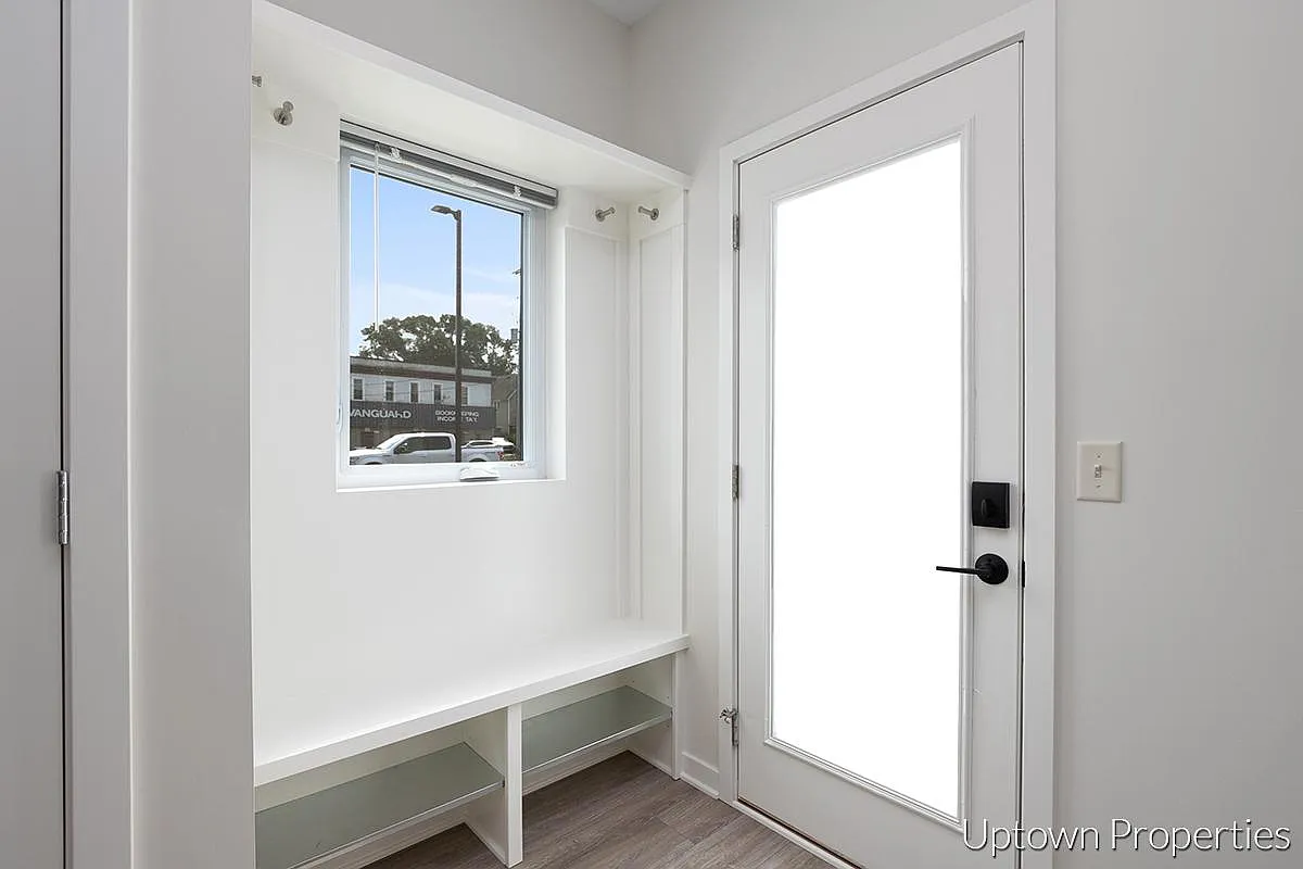 810 Fulton St W - Ste 106 — Photo 2
