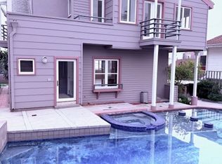 1121 Hilldale Ave, Los Angeles, CA 90069