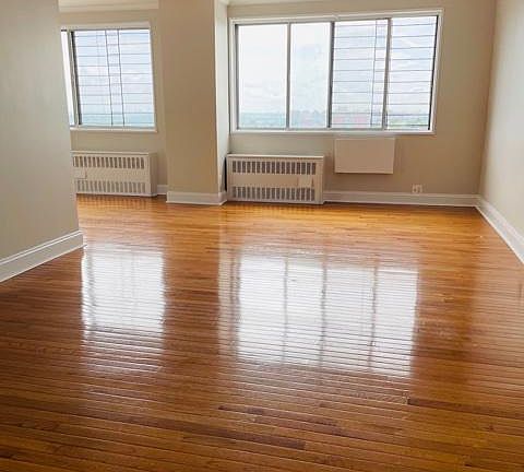 4th image of 44 E Sidney Ave #21E
