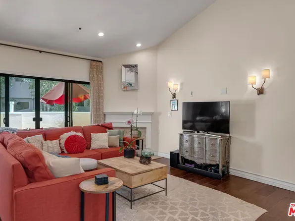 1722 Malcolm Ave APT 304, Los Angeles, CA 90024