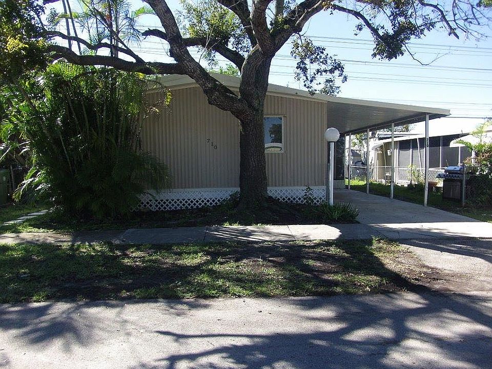 1st image of 710 NW 219th Ave