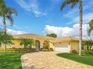 26430 Summer Greens Dr, Bonita Springs, FL 34135